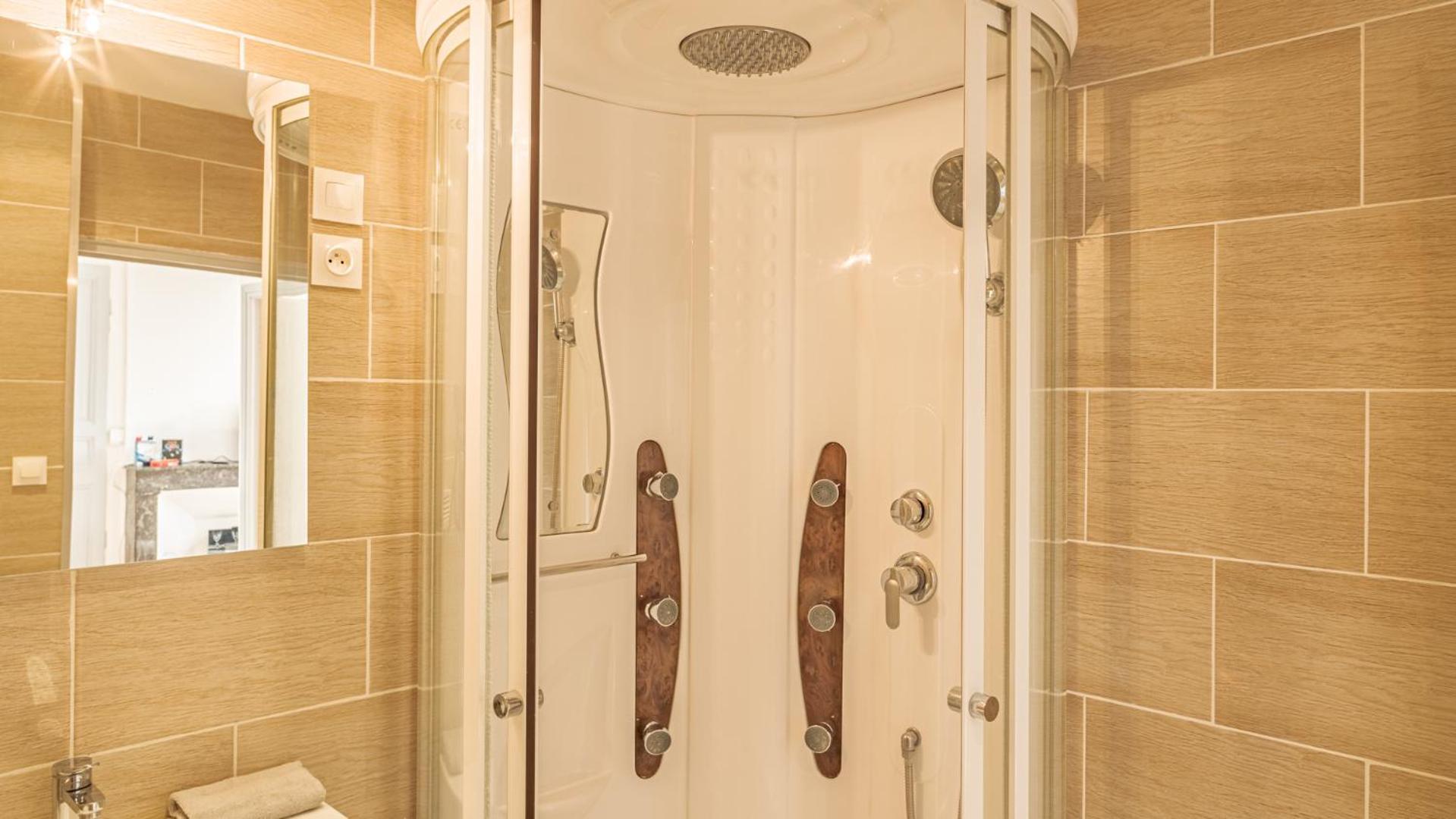 Preize Serenity Suite 2 - Hypercentre - 2 Pers. Troyes Bagian luar foto